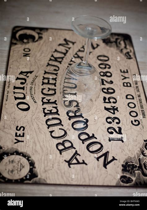 Ouija Hi Res Stock Photography And Images Alamy