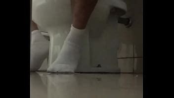 pajeandose en el baño XVIDEOS