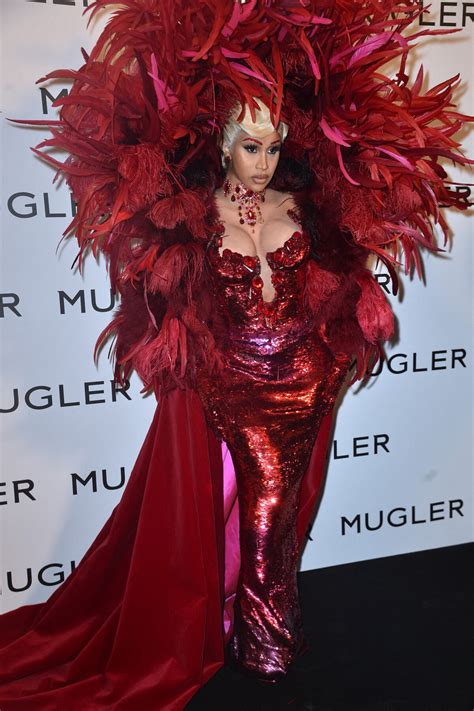 Photo Cardi B Photocall De L Exposition Thierry Mugler