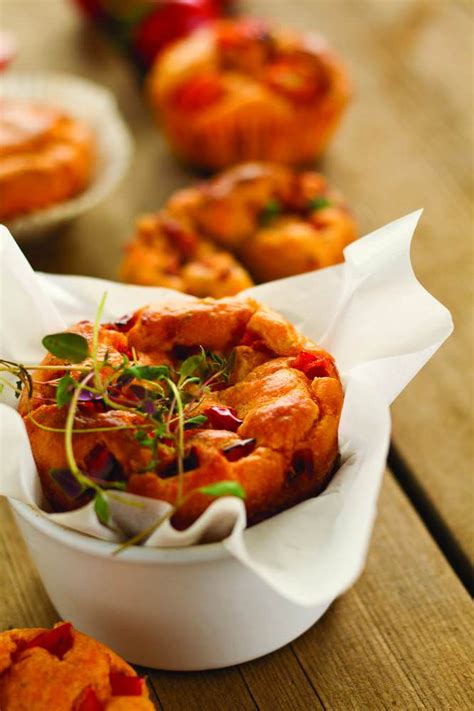 Muffins aux tomates séchées thym et comté du soleil pour démarrer