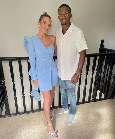 Helen Flanagan Has Her Confidence Back In Before And After Boob Job Photos Irish Mirror Online