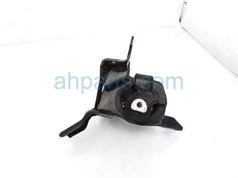 2020 Toyota Corolla Engine Motor Driver Side Engine Mount 1 8l Le