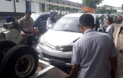 Operasi Lintas Jaya Sudin Perhubungan Jakarta Timur Jaring 2 209