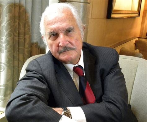 Carlos Fuentes Biography - Childhood, Life Achievements & Timeline