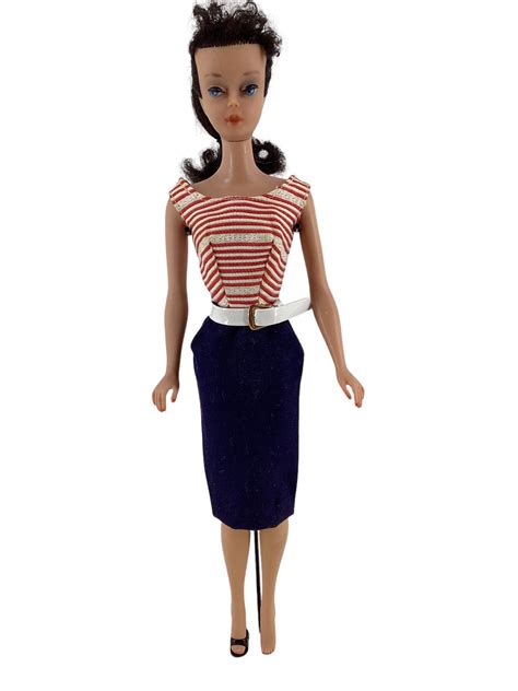 Lot Brunette Ponytail Barbie In Red White Blue