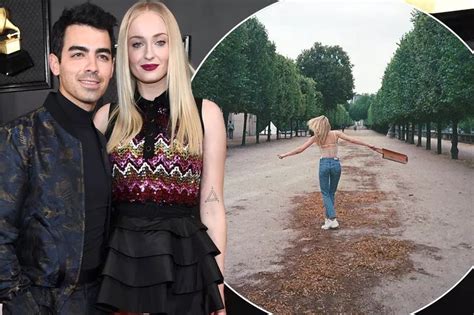 Joe Jonas Shares First Look At Wife Sophie Turner Since Pregnancy Bombshell Irish Mirror Online