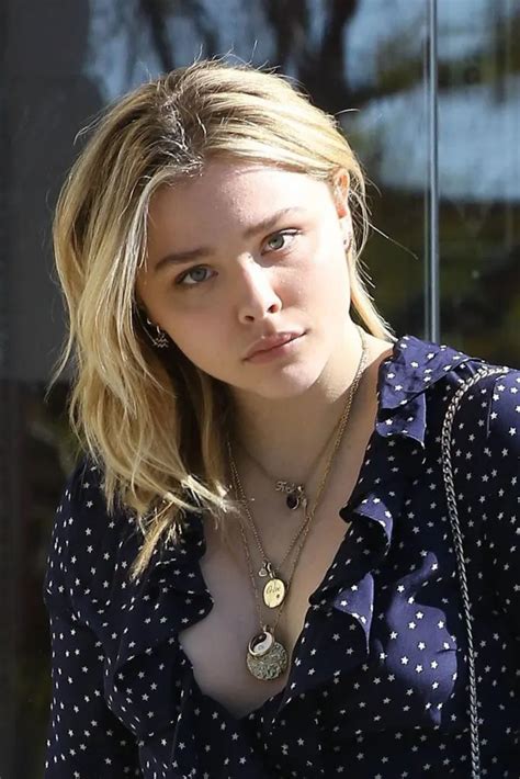 50 Chloe Grace Moretz Hot And Sexy Bikini Pictures Inbloon