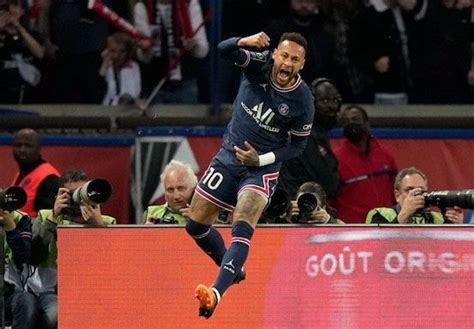 Neymar Dan Mbappe Bawa PSG Sikat Marseille 2 1 Di Laga Le Classique