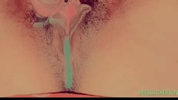 Follando y corriéndose dentro del estrecho coño de la hermanastra XVIDEOS