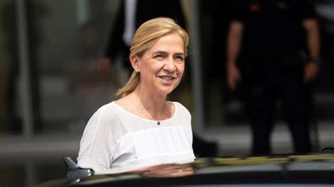 La Infanta Cristina Est Utilizando A Las Hermanas De I Aki Urdangarin