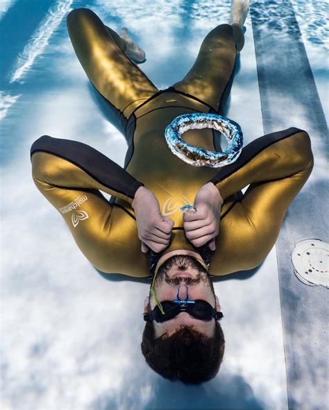 Underwater Men Vitomir Breatholding Underwater In Tight Wetsuit