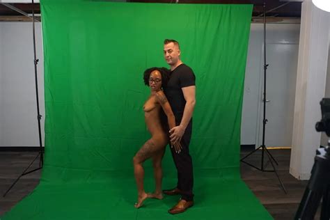 Sexy Ebony Secretary Nude Pics Xhamster