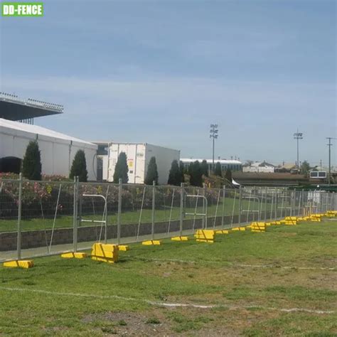 Australia Hot DIP Galvanized Event Residential Safety Temporary Construction Fence With Base