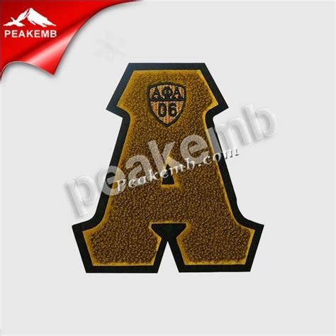 Wholesale New Customized Greek Letter Iron On Chenille Embroidery