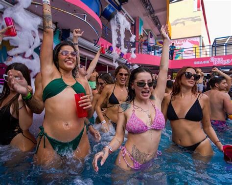 Reserva DAY PASS en Coco Bongo Beach Party Day pass en Cancún SUPERPASS