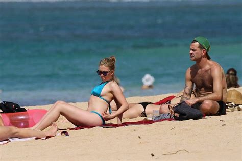 Scarlett Johansson Muy Sexy En Bikini Por Hawaii La BiblioTeta