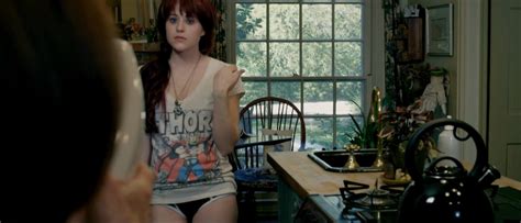 Nude Video Celebs Alicia Underwood Sexy Ghost Note