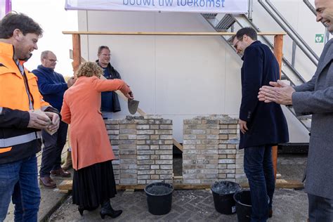 Nieuwbouw Van Sociale Huurwoningen In De Wijk Nieuw Krispijn