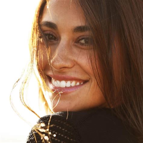 Lionel Messi S Wife Antonella Roccuzzo Looks Hot In Bikini