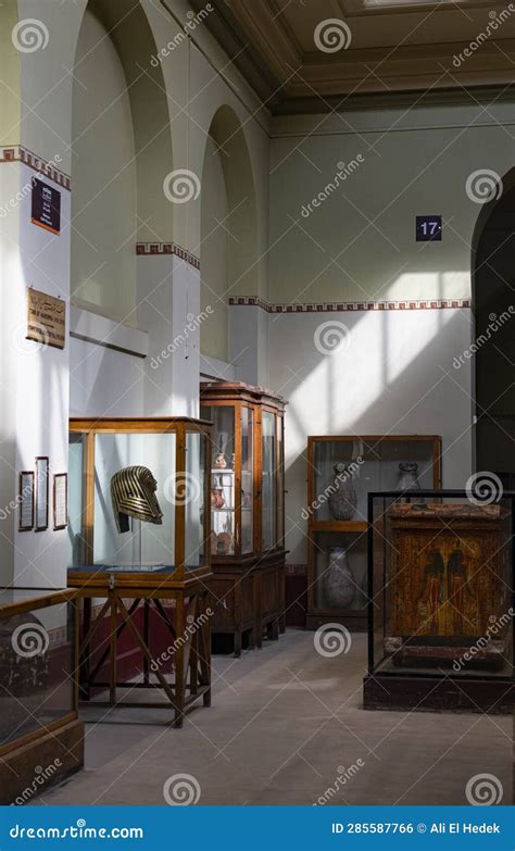 Egyptian Museum, Tahrir Square, Downtown Cairo Stock Photo - Image of museum, design: 285587766