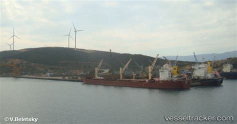 Port of Aliaga in Turkey - vesseltracker.com