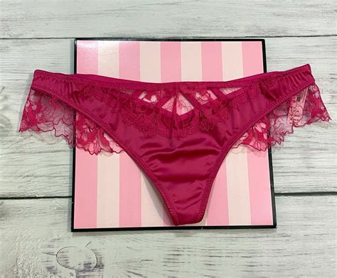 Nwt Victoria S Secret Luxe Lingerie Unlined Plunge Bra Thong Set Lace Hot Pink Ebay