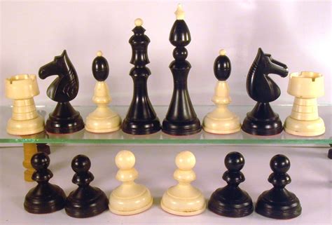 Plastic Chess Sets - Welcome to the Chess Museum