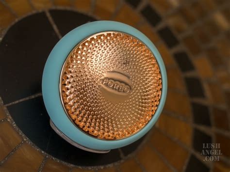 FOREO UFO Review: A Facial Treatment Done in 90 Seconds | Lush Angel
