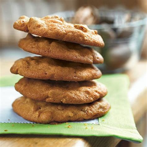 Crispy Praline Cookies Recipe