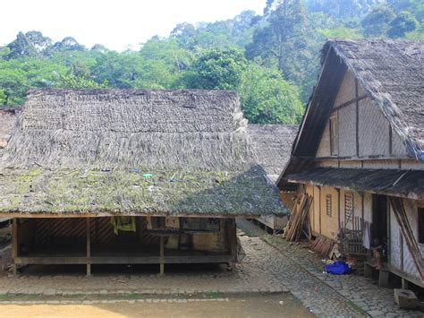 Sulah Nyanda Rumah Dengan Konsep Aturan Adat Khas Suku Baduy