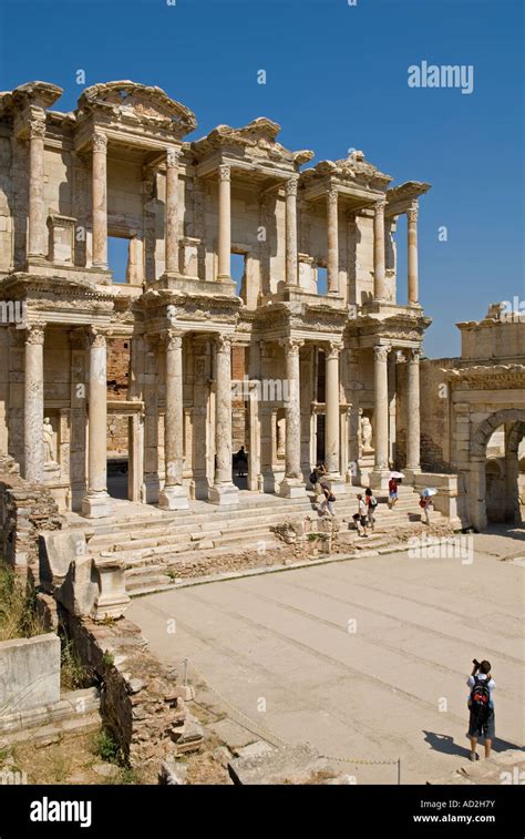 Celsus Library Ephesus Selcuk Izmir Turkey Stock Photo Alamy