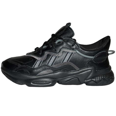 Мужские кроссовки Adidas Ozweego черные купить в Москве