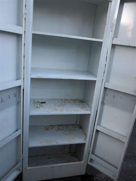 Old Metal Garage Cabinets at Bill Voigt blog