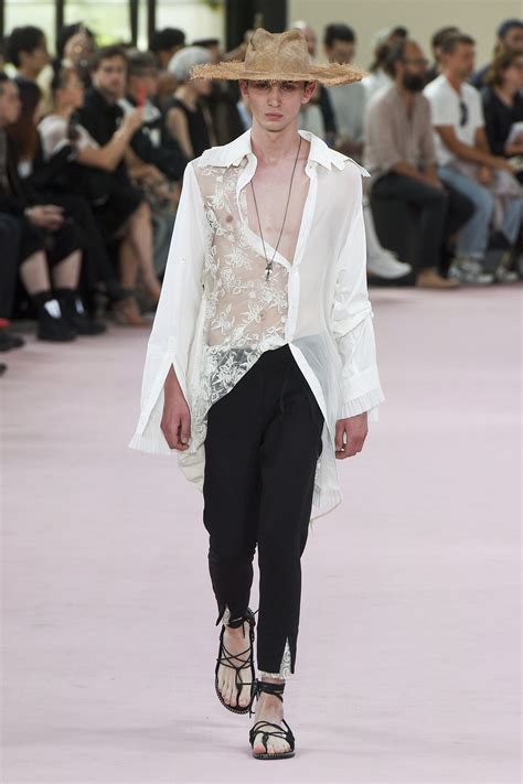 Ann Demeulemeester Spring 2019 Menswear Paris Collection Vogue