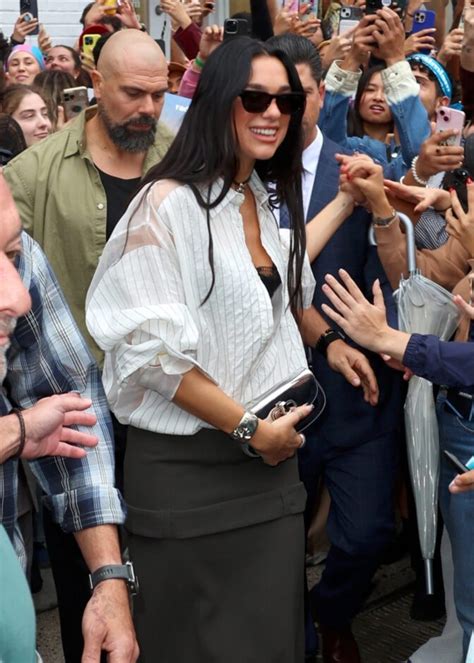 Dua Lipa Cleavage Lace Bra Nyc Hot Celebs Home