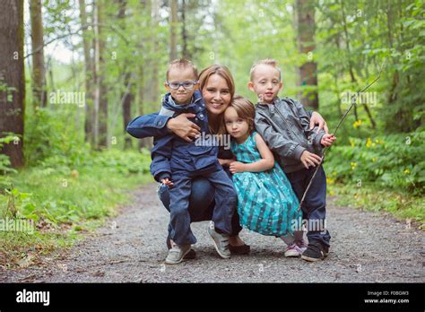 Mono Parentale Fotos Und Bildmaterial In Hoher Aufl Sung Alamy