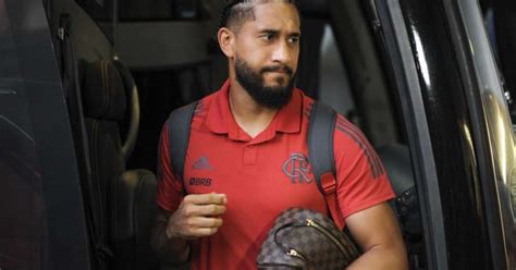 Repleto De Novidades Flamengo Est Escalado Para Enfrentar O Athletico