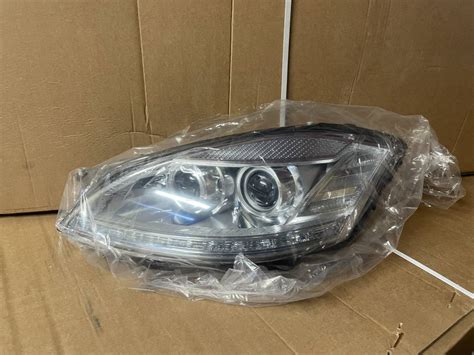 Eクラス W212 前期用 後期 ルック ヘッドライト左右 バイキセノン HID 仕様