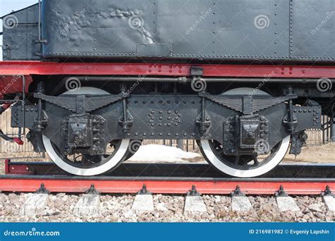 Ijzeren Wielen Van Machtige Stoomlocomotieven Rode Ijzerwielen Van