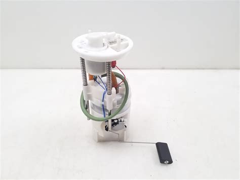 Used Bmw X6 Fuel Pump In The Tank 7207597