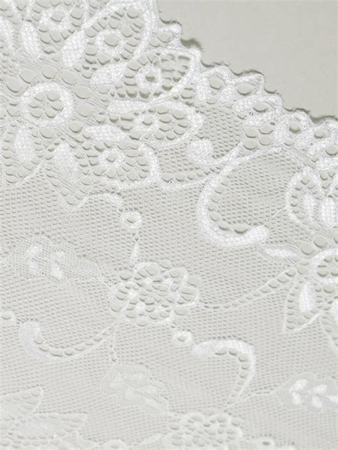 Edelweiss Light Ivory 21cm Stretch Lace