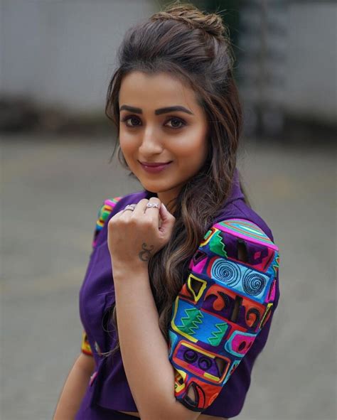 Latest Insta Pics Of Trisha Telugu Rajyam Photos