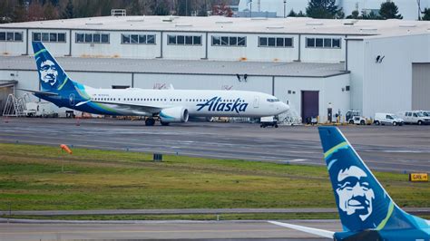 Investigators say fallen Alaska Airlines door plug has been found - ABC ...