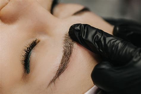 Le Microblading Rat Quelles Solutions Pour Retrouver Des Sourcils