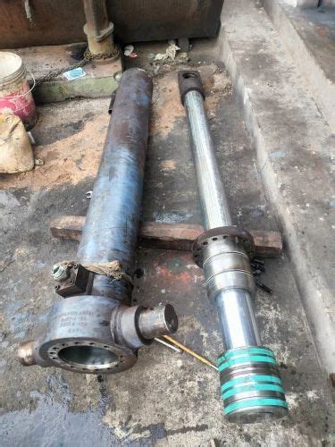 Iron Hydraulic Cylinder For Industrial Double Acting At Best Price In