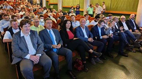 Gli autonomisti-progressisti: “Lasciamo perdere i sondaggi, ci ...