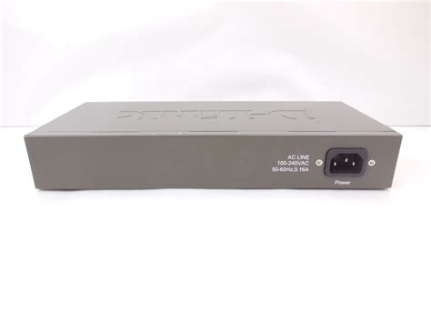 Коммутатор D-link DES-1024A