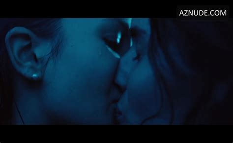 Carolina Ardohain Sol Charo Martinez Agostina Bettinelli Lesbian