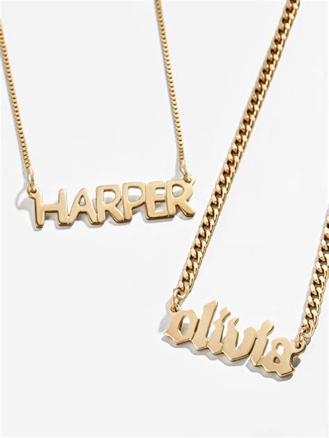 The Best Personalized Jewelry 2022 Guide POPSUGAR Fashion