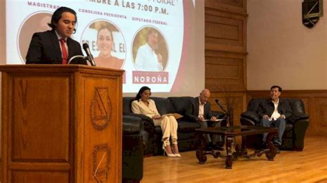 Celebran En La Uach Conversatorio Sobre Democracia Y Elecciones La